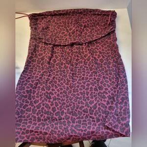 Chic Pink Leopard Print Dress